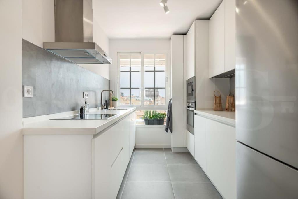 Sunlit & Fresh Apartment - Center By Rems Málaga Exterior foto