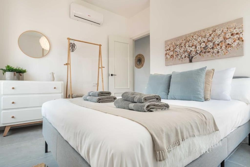 Sunlit & Fresh Apartment - Center By Rems Málaga Exterior foto
